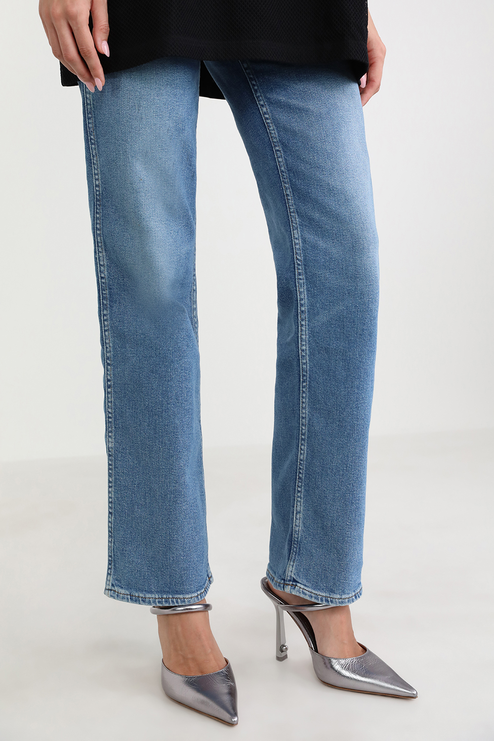 תמונת כל הלוק של נעלי עקב מיולס לוליפופ